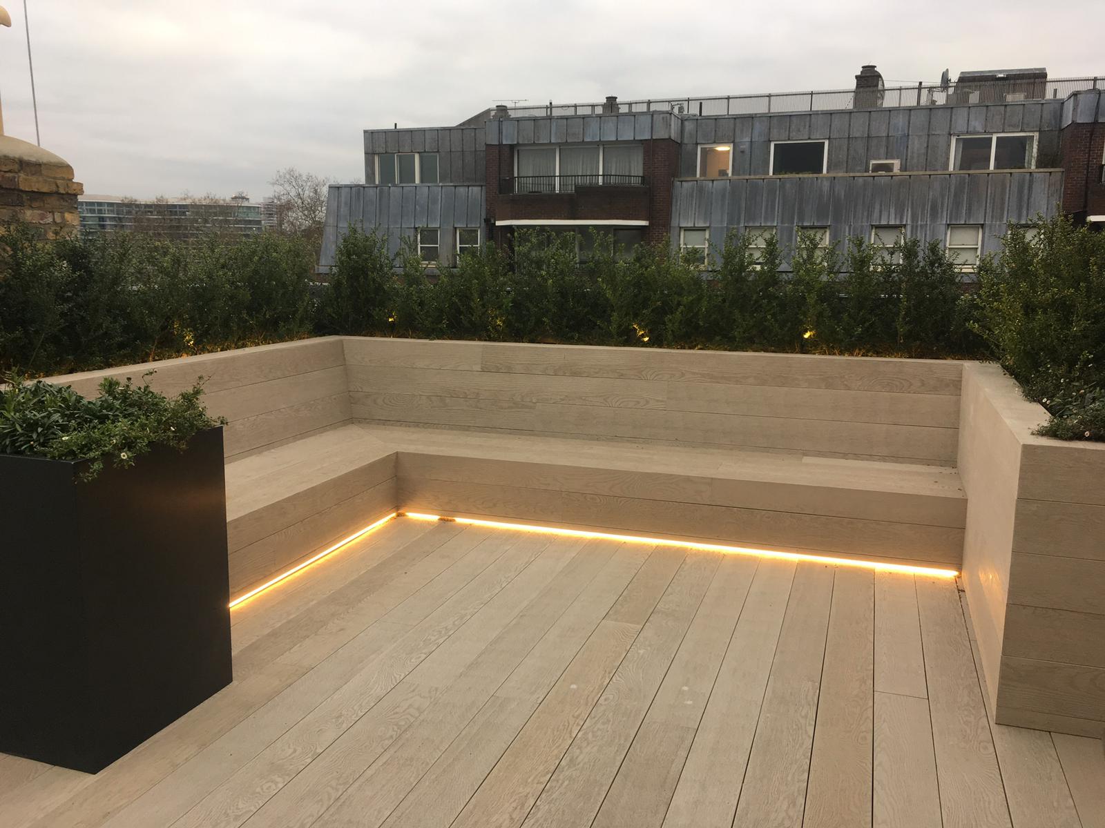 London-Deck London Deck and Bench Seat