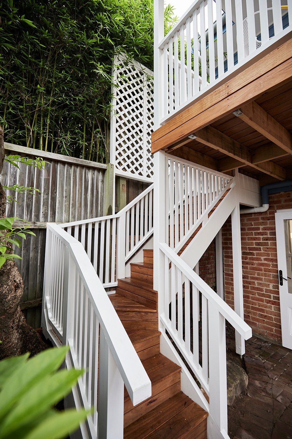 ___Q2A7219 London Deck and Back Yard